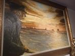 Oude visser kijkt uit over de haven., Ophalen