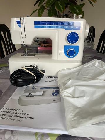 naaimachine beschikbaar voor biedingen