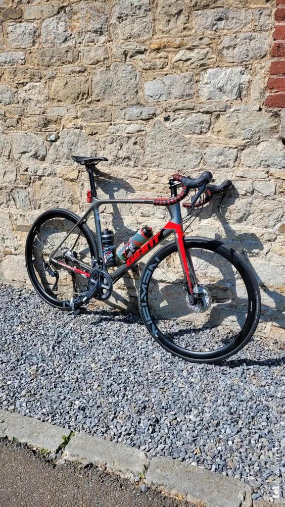 Velo de course Giant parfait état, Fietsen en Brommers, Fietsen | Racefietsen, Zo goed als nieuw, Giant, Carbon, Ophalen
