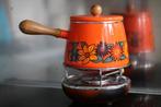 Vintage fondueset uit de jaren 70 met oranje bloemendecorati, Antiek en Kunst, Antiek | Woonaccessoires, Ophalen of Verzenden