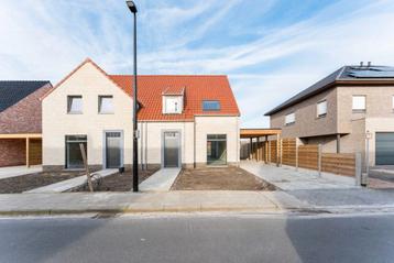 Huis te koop in Waardamme, 3 slpks disponible aux enchères