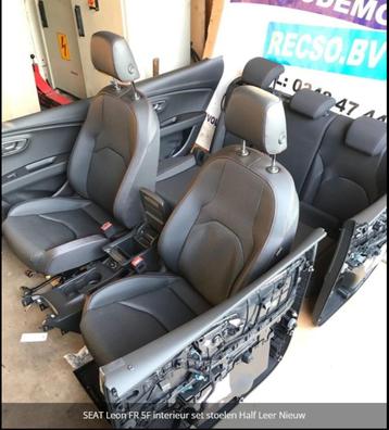 SEAT Leon FR 5F interieur set stoelen Half Leer Nieuw beschikbaar voor biedingen