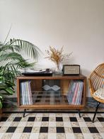 Vintage sixties vitrinekastje | platenspeler meubel | kast, Huis en Inrichting, Ophalen, Gebruikt, Glas, 50 tot 100 cm