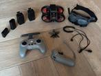 DJI Avata Fly More Combo + FPV 2 Remote, Ophalen of Verzenden, Zo goed als nieuw, Drone met camera