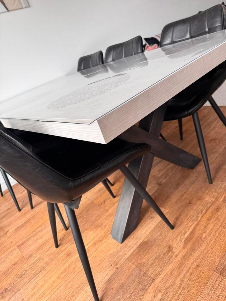 Eet + salon tafel en stoelen, Huis en Inrichting, Complete eetkamers, Zo goed als nieuw, Ophalen
