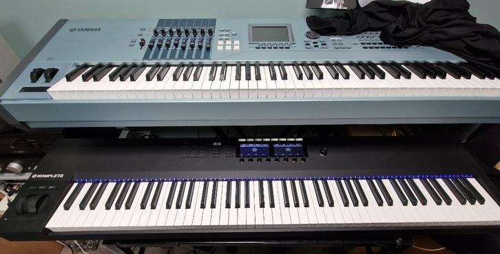 Native Instruments Komplete Kontrol S88 MK2, Muziek en Instrumenten, Keyboards, Zo goed als nieuw, 88 toetsen, Overige merken