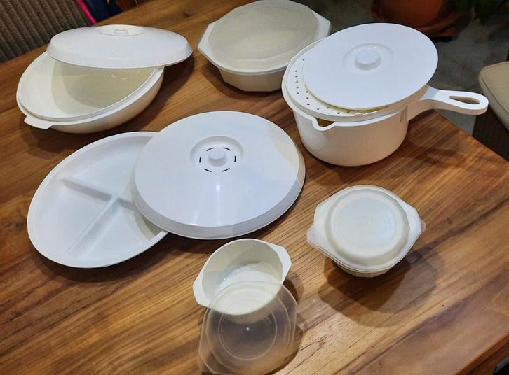 Batterie de cuisine et récipients pour micro-ondes, Maison & Meubles, Cuisine | Ustensiles de cuisine, Comme neuf, Enlèvement ou Envoi