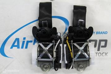 2 x Gordels Volkswagen Polo 6C (2014-heden) beschikbaar voor biedingen