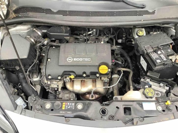 DYNAMO V-Snaar Opel Corsa E (01-2014/-) (13520812), Auto-onderdelen, Motor en Toebehoren, Opel, Gebruikt