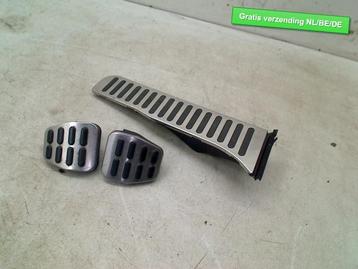 PEDALENSET Volkswagen Golf VI (5K1) (01-2008/11-2013) beschikbaar voor biedingen