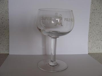 ancien verre à bière ballon sur pied, super Bam Pale-Ale beschikbaar voor biedingen
