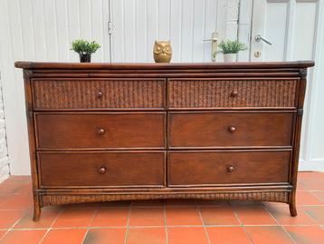 Vintage dressoir Rorin beschikbaar voor biedingen
