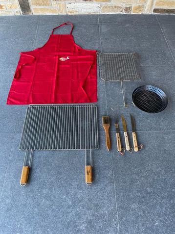 Grilles et accessoires BBQ « BARBECOOK » beschikbaar voor biedingen