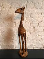 Houten giraffe, Ophalen