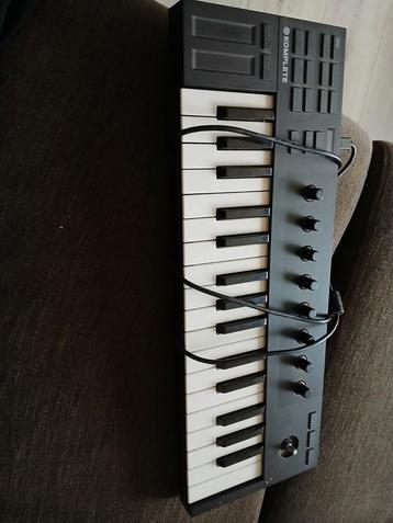 Keyboard  beschikbaar voor biedingen