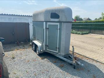 Ongeremde aanhangwagen te koop beschikbaar voor biedingen