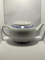 porseleinen theepot, Ophalen, Zo goed als nieuw, Porselein, Kom(men)