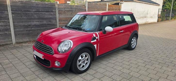 Zeldzame Rode MINI CLUBMAN 2014 - UITSTEKENDE STAAT, Auto's, Mini, Particulier, Clubman, Airbags, Radio, Start-stop-systeem, USB