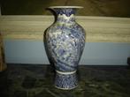 Magnifique grand vase en Delft asiatique d'époque 19e, Ophalen of Verzenden