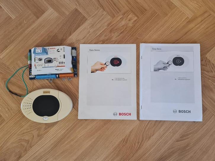 Bosch Easy series alarmsysteem, Doe-het-zelf en Bouw, Alarmsystemen, Gebruikt, Compleet systeem, Overige soorten, Afstandsbediening