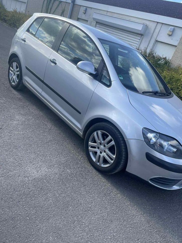 GOLF V PLUS BOITE AUTO 1.9 TDI 105 CV DE 2007, Autos, Volkswagen, Particulier, Golf, ABS, Diesel, Euro 4, 5 portes, Automatique