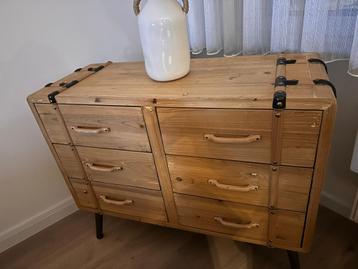 Kast Maison de monde beschikbaar voor biedingen