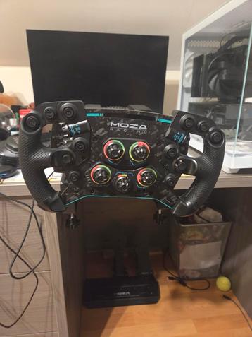Moza racing bundle beschikbaar voor biedingen