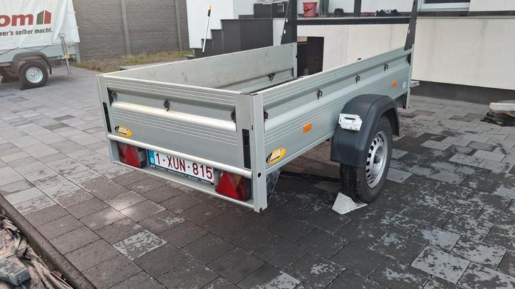 Aanhangwagen  750kg UNSINN  voor en achter neerklapbaar, Auto diversen, Aanhangers en Bagagewagens, Zo goed als nieuw, Ophalen