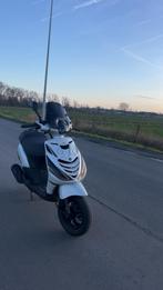 Piaggio zip 4t v2 a klasse, Fietsen en Brommers, Ophalen, Zip, Klasse A (25 km/u), Zo goed als nieuw
