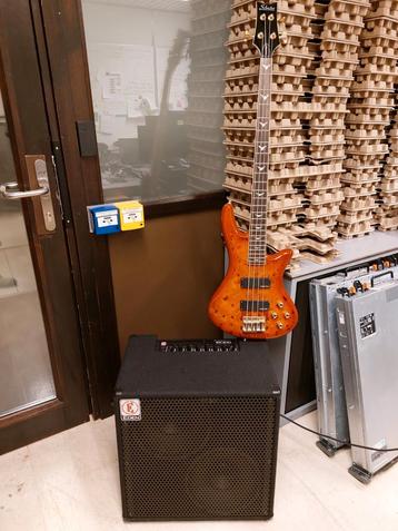 Eden ec210 bass amp + Schecter stiletto 4, Active pu's beschikbaar voor biedingen