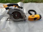 DeWalt cirkelzaag en lamp 36v, Ophalen of Verzenden, Gebruikt, Cirkelzaag