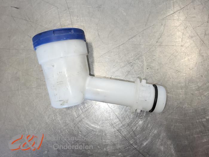 Ruitensproeier tank dop van een Peugeot Partner, Auto-onderdelen, Ruiten en Toebehoren, Peugeot, Gebruikt, 3 maanden garantie