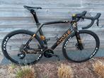 Atom6 auro, Ophalen, Carbon