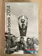 Voetbaljaarboek 2014 Voetbal International, Enlèvement ou Envoi, Comme neuf, Livre ou Revue
