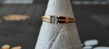 18 karaat geelgouden ring gemerkt .750 met diamant beschikbaar voor biedingen