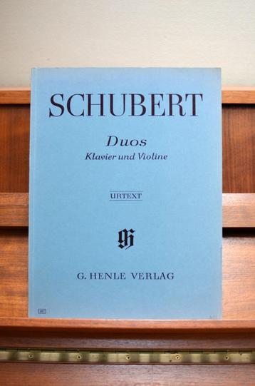 PARTITURENBOEK SCHUBERT DUOS FUR KLAVIER UND VIOLINE beschikbaar voor biedingen