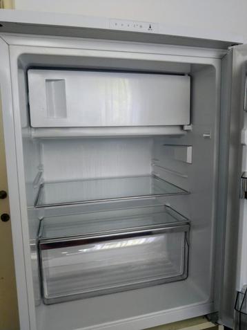 Réfrigérateur AEG avec congélateur, Electroménager, Avec compartiment congélateur, Comme neuf, Enlèvement, 45 à 60 cm