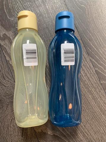 Nieuw.2 Tupperware flessen 500 ml.Samen 13 euro,1 aan 6.50