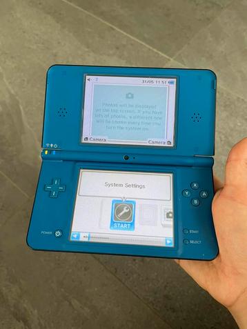 Nintendo DSi XL Blauw beschikbaar voor biedingen