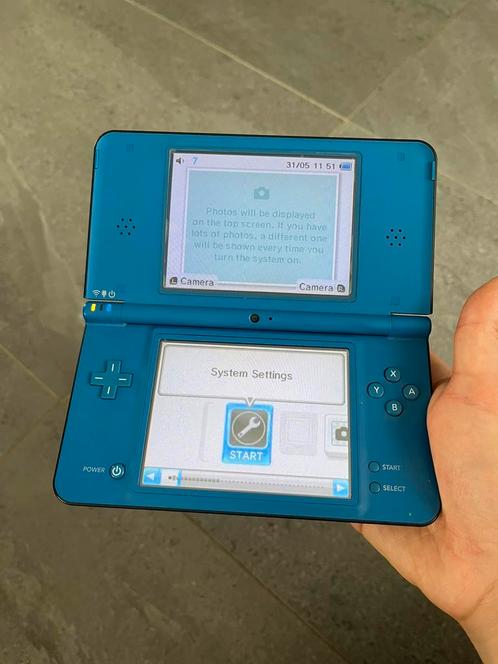 Nintendo DSi XL Blauw, Games en Spelcomputers, Games | Nintendo DS, Gebruikt, Avontuur en Actie, 3 spelers of meer, Vanaf 7 jaar