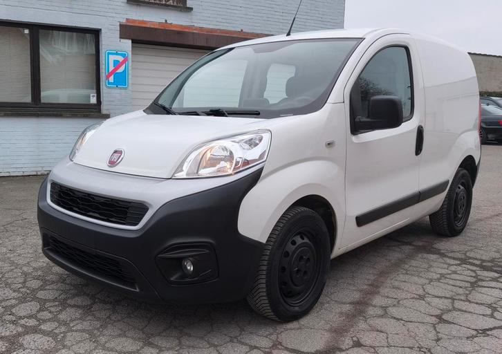 FIAT  FIORINO 1.3 DIESEL.BJ.2020. KM 85.000., Auto's, Bestelwagens en Lichte vracht, Bedrijf, Te koop, ABS, Airbags, Airconditioning