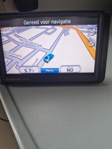 gps nuvi beschikbaar voor biedingen