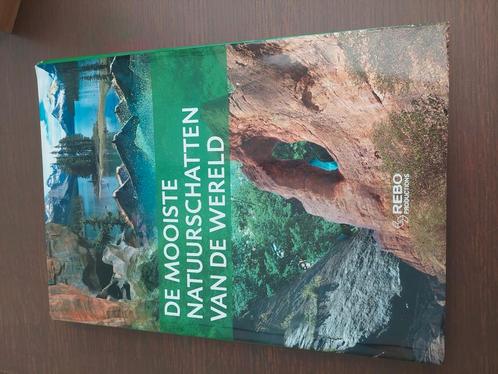 W. Maass - De mooiste natuurschatten van de wereld, Boeken, Encyclopedieën, Zo goed als nieuw, Dieren, Ophalen