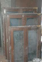 Fenêtres en meranti