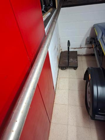 Inox buis beschikbaar voor biedingen
