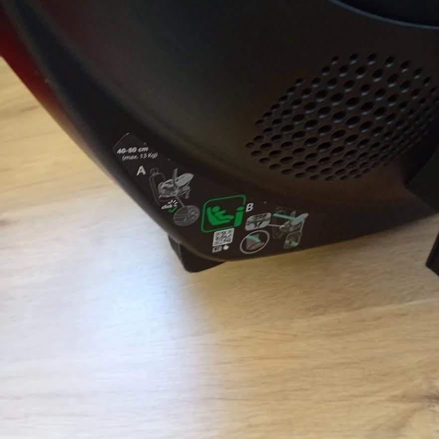 maxi -cosi  chicoo  korrigans essentiel i-size black, Enfants & Bébés, Sièges auto, Comme neuf, Chicco, 0 à 13 kg, Ceinture de sécurité ou Isofix