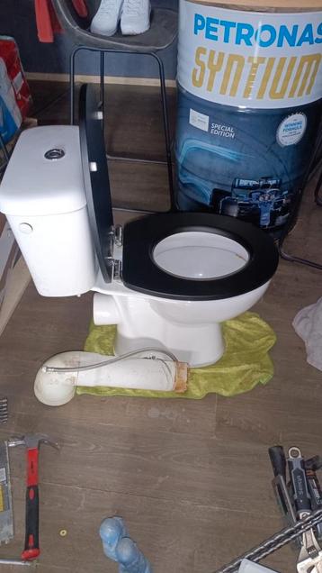 Gratis toilet beschikbaar voor biedingen