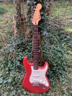 Squier Bullet  Stratocaster Fiesta Red 2015, Muziek en Instrumenten, Ophalen of Verzenden, Zo goed als nieuw, Solid body, Fender