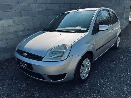Ford fiesta * 1.4 essences * Clim * 2din * garantie * à voir, Auto's, Ford, Bedrijf, Te koop, Fiësta, Benzine, Handgeschakeld