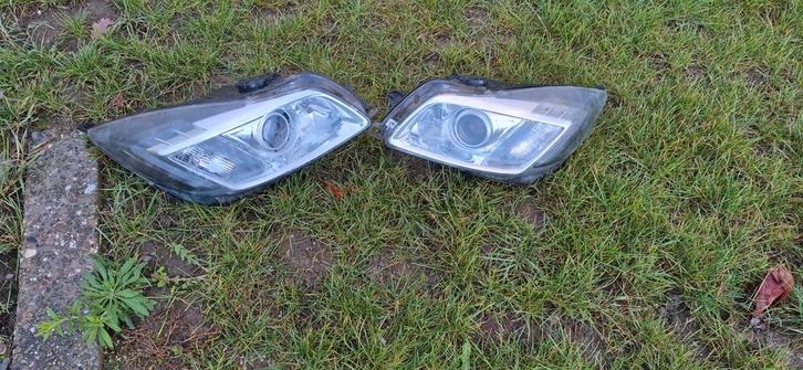 Opel Insignia A Bi-Xenon (les deux fonctionnent parfaitement, Auto-onderdelen, Verlichting, Opel, Ophalen of Verzenden